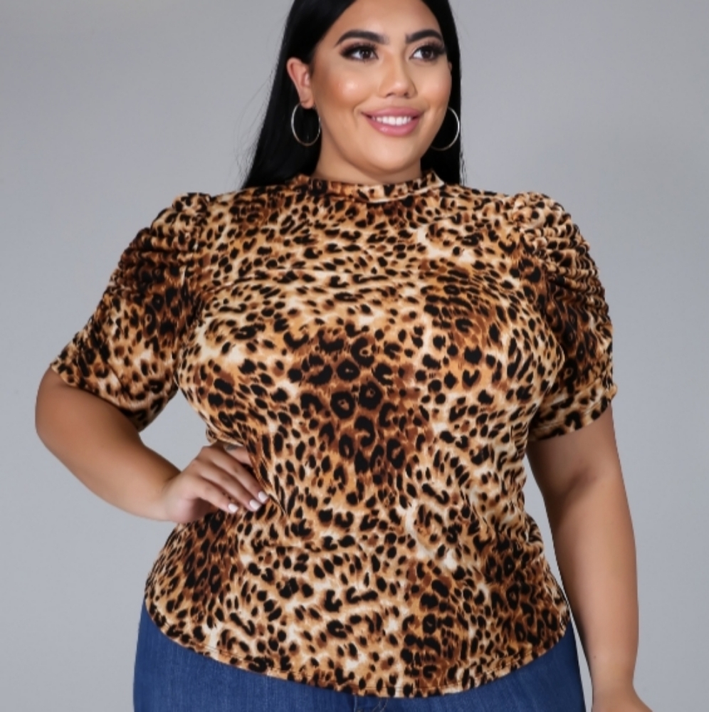 A Leopard Moment Top